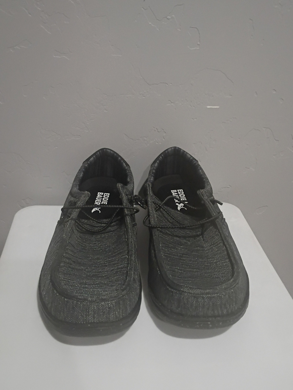 Eddie Bauer Men's Black Slip-On Lace Moccasins - Picture 4 of 7